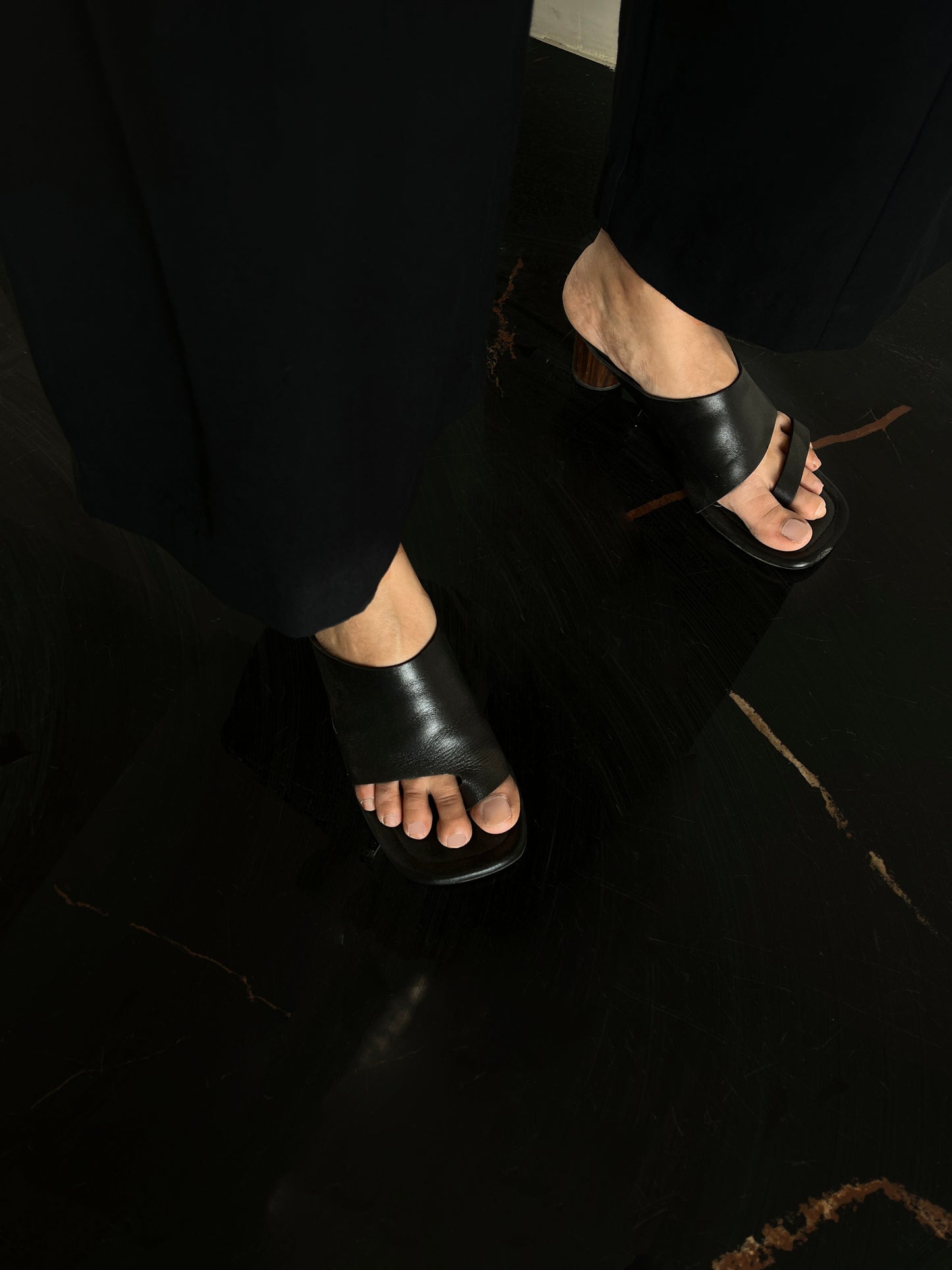 BAUHAUS 04 heel (H04)