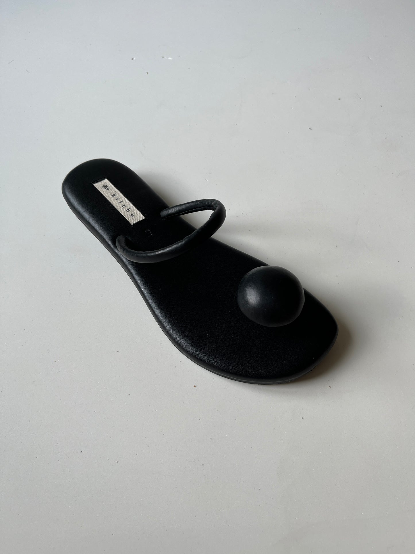 Khadau Chappal