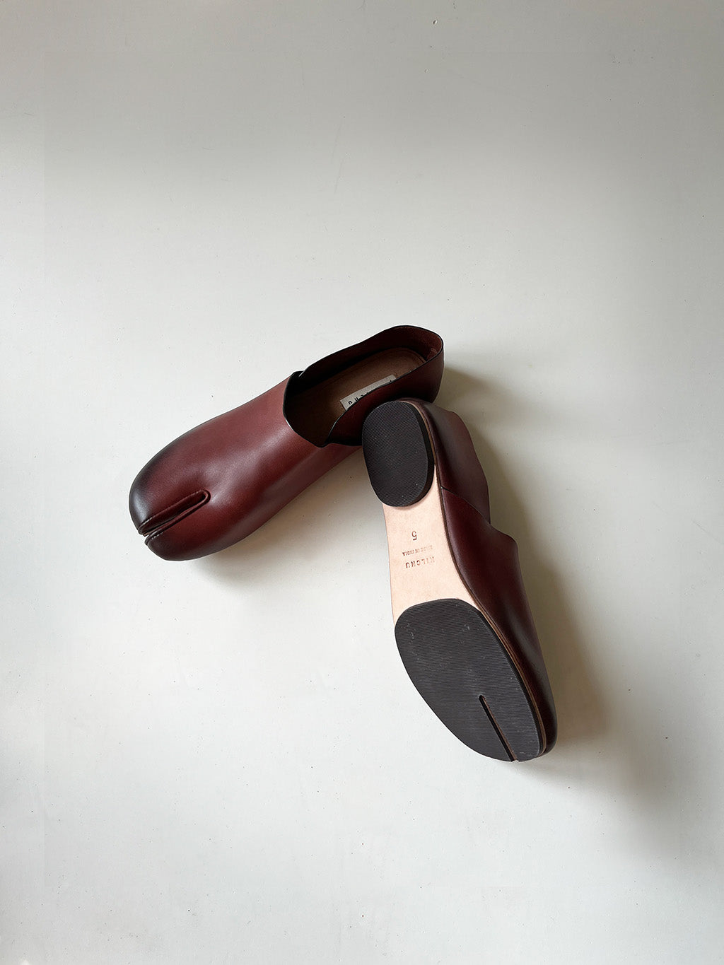 Hand painted Tabi shoe - WOMEN