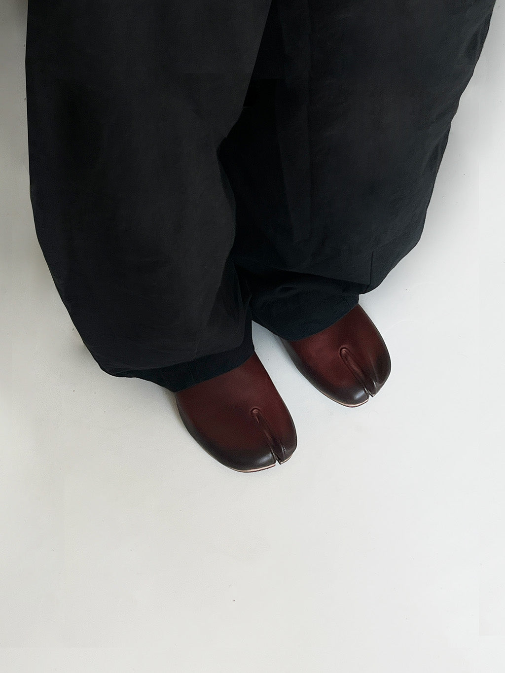 Hand painted Tabi shoe - WOMEN