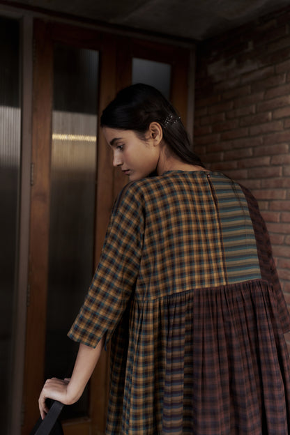 Bunai dress in Gingham Multicolour